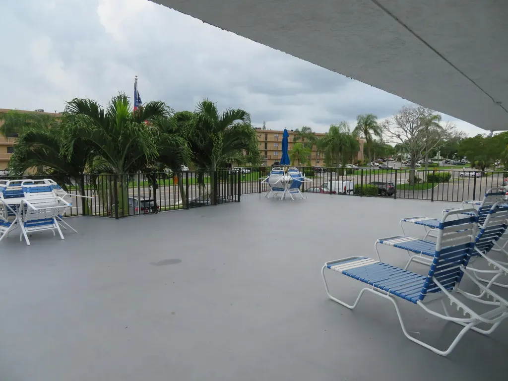 9233 SW 8th Street Boca Raton FL 33428