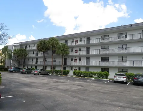9233 SW 8th Street Boca Raton FL 33428