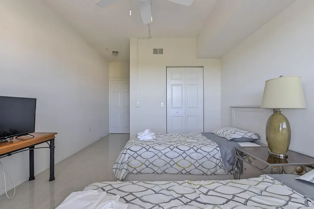 Boynton Beach FL 33435