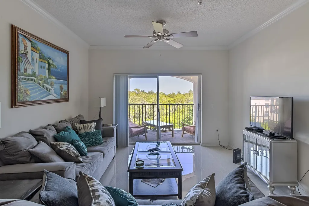 Boynton Beach FL 33435