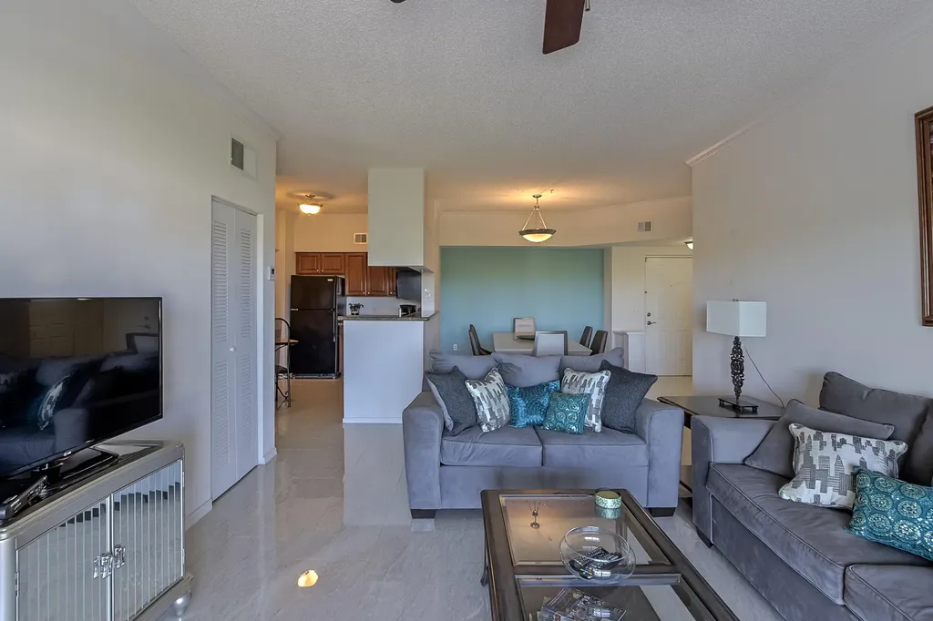 Boynton Beach FL 33435