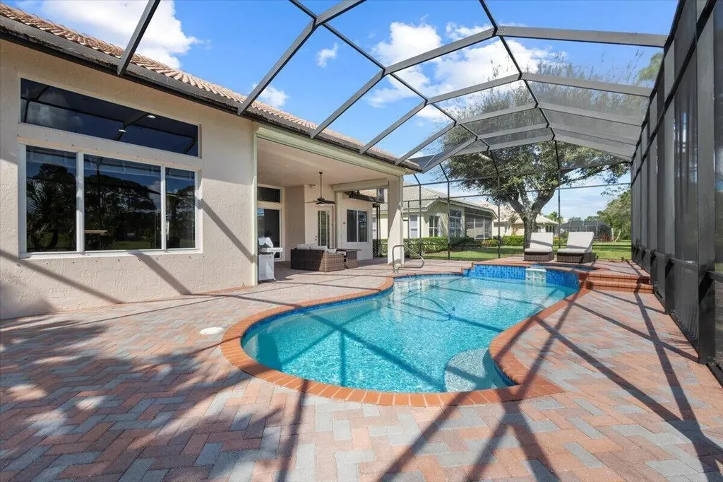 8048 Links Way Port St Lucie FL 34986