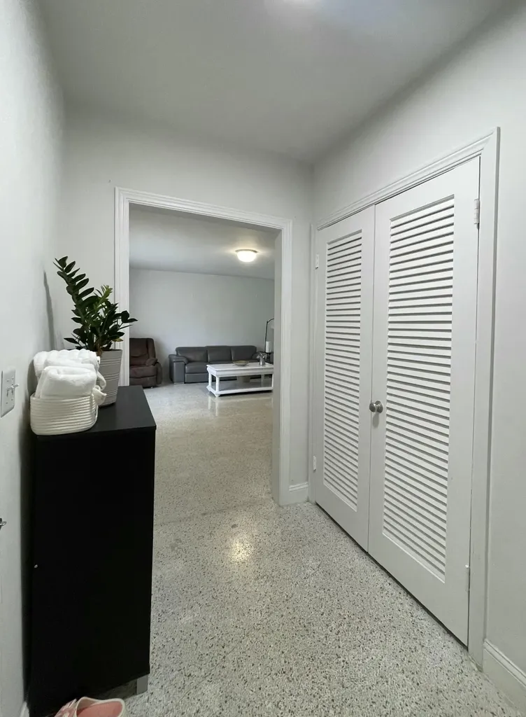 8895 N Bates Road Palm Beach Gardens FL 33418