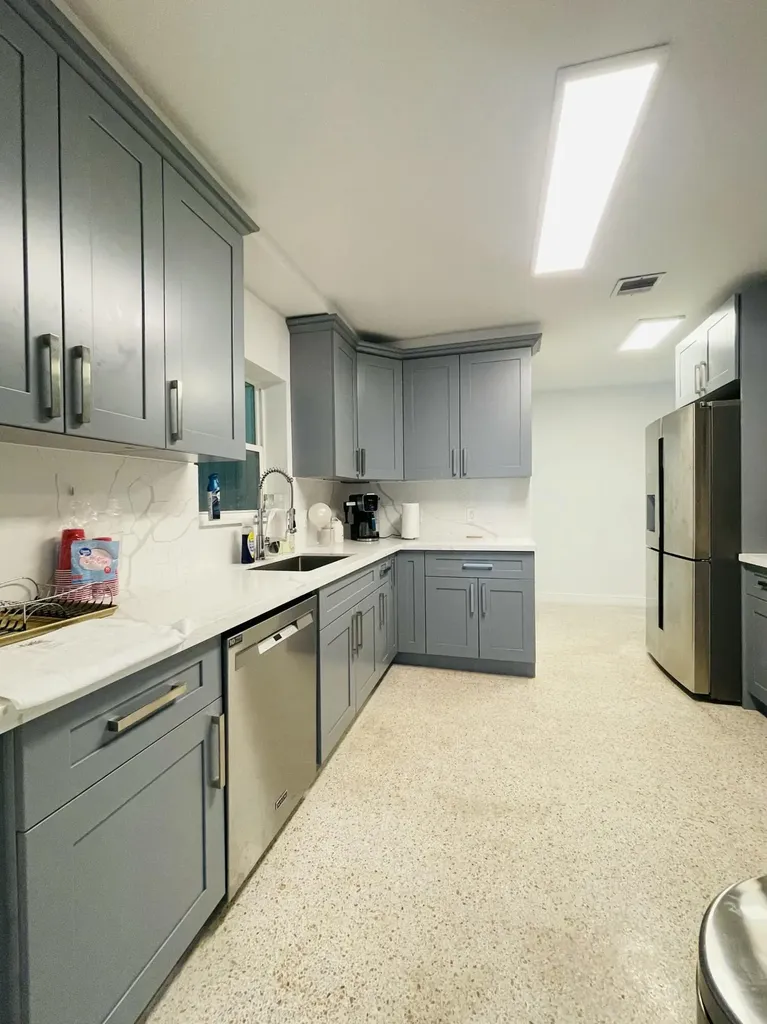 8895 N Bates Road Palm Beach Gardens FL 33418