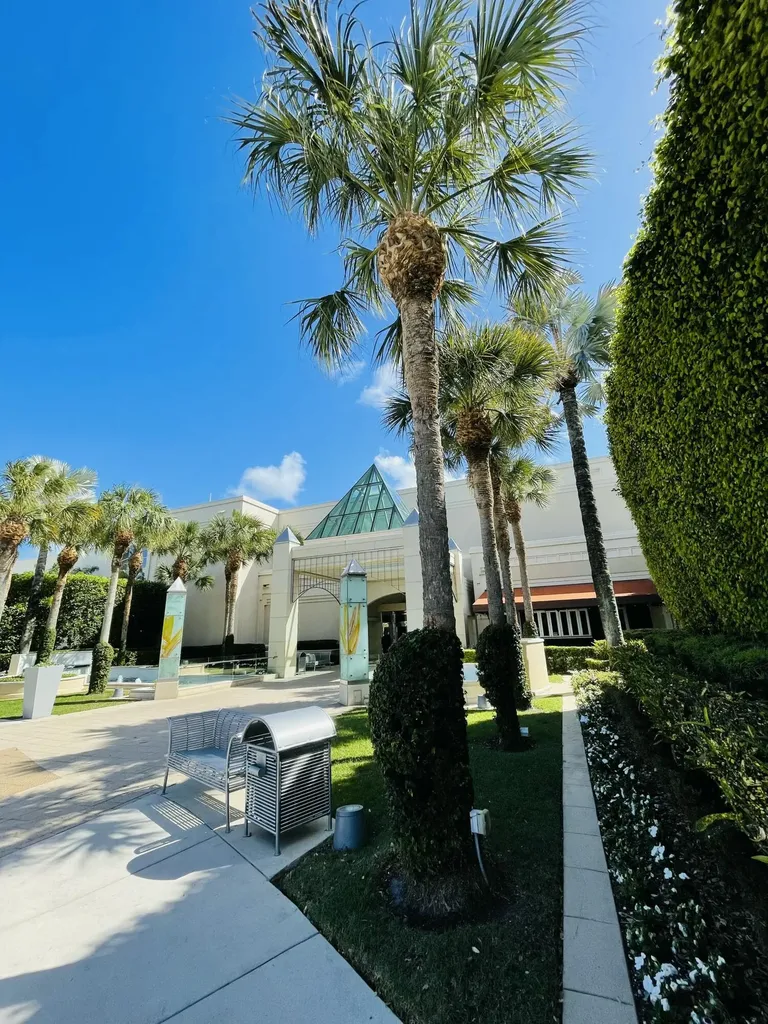 8895 N Bates Road Palm Beach Gardens FL 33418