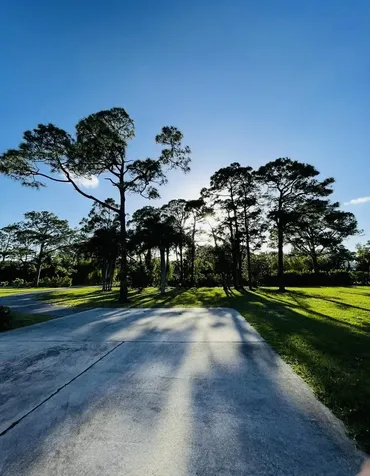 8895 N Bates Road Palm Beach Gardens FL 33418