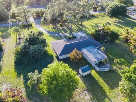 8895 N Bates Road Palm Beach Gardens FL 33418
