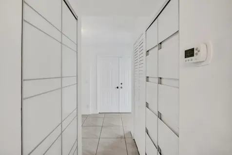 9855 Robins Nest Road Boca Raton FL 33496