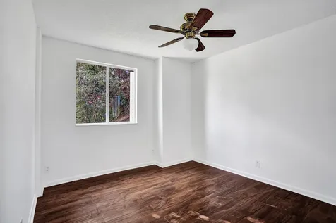 9855 Robins Nest Road Boca Raton FL 33496