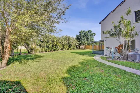 9855 Robins Nest Road Boca Raton FL 33496