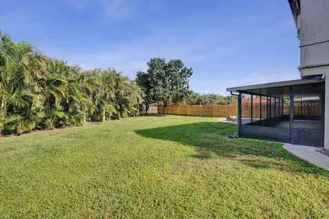 9855 Robins Nest Road Boca Raton FL 33496