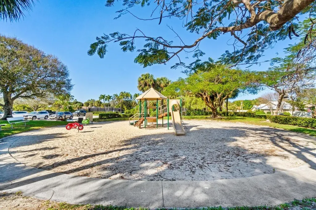247 River Park Drive Jupiter FL 33477