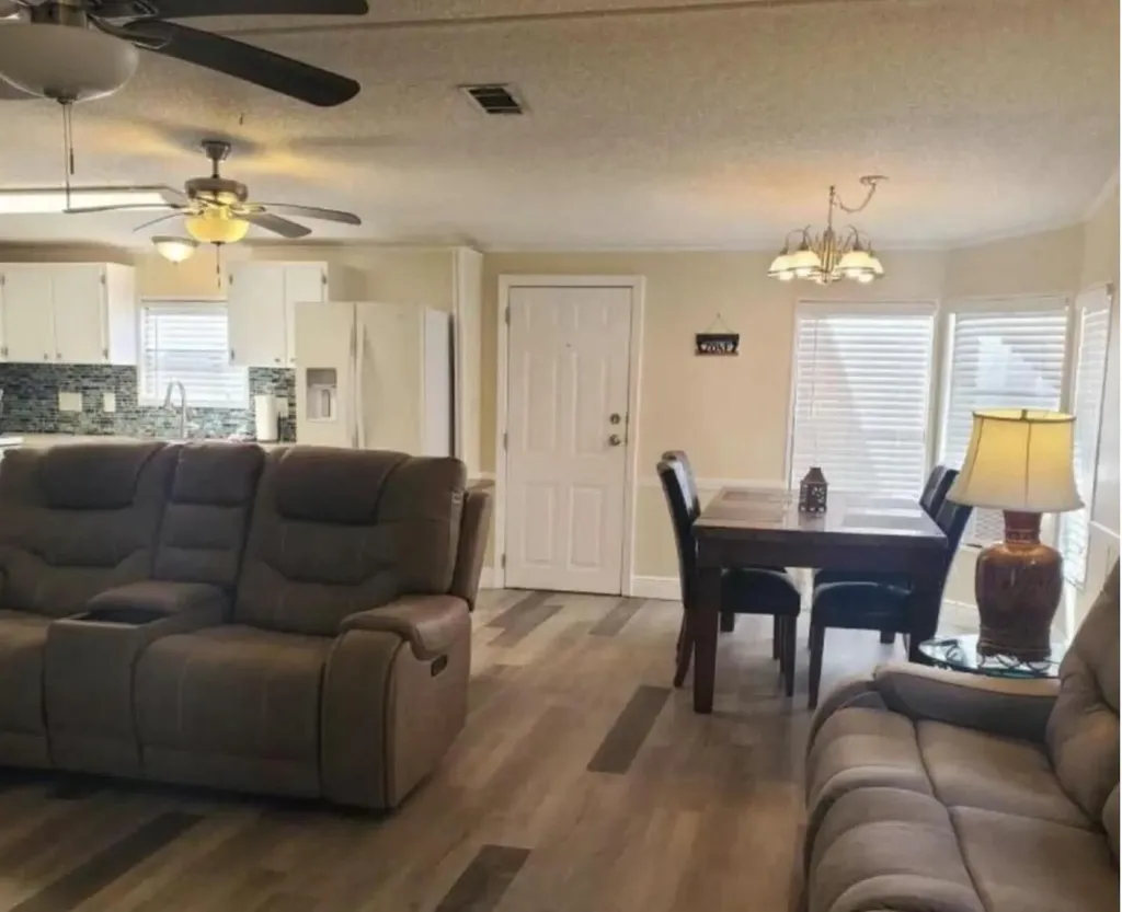 19418 Saddlebrook Court North Fort Myers FL 33903