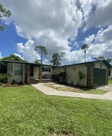 19418 Saddlebrook Court North Fort Myers FL 33903