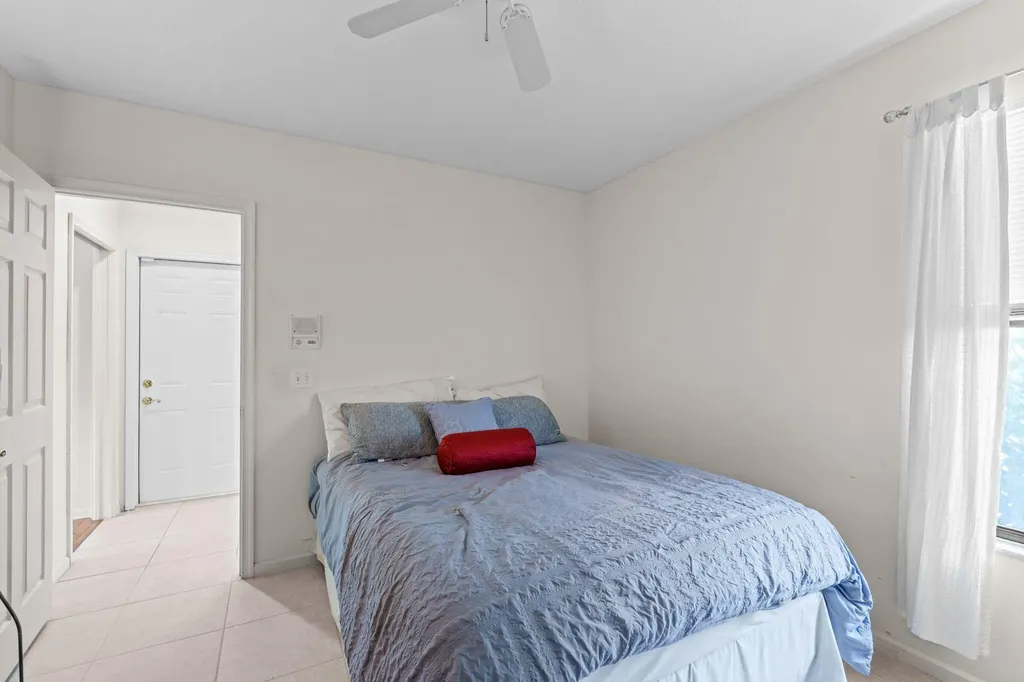 9055 Cypress Hollow Drive Palm Beach Gardens FL 33418