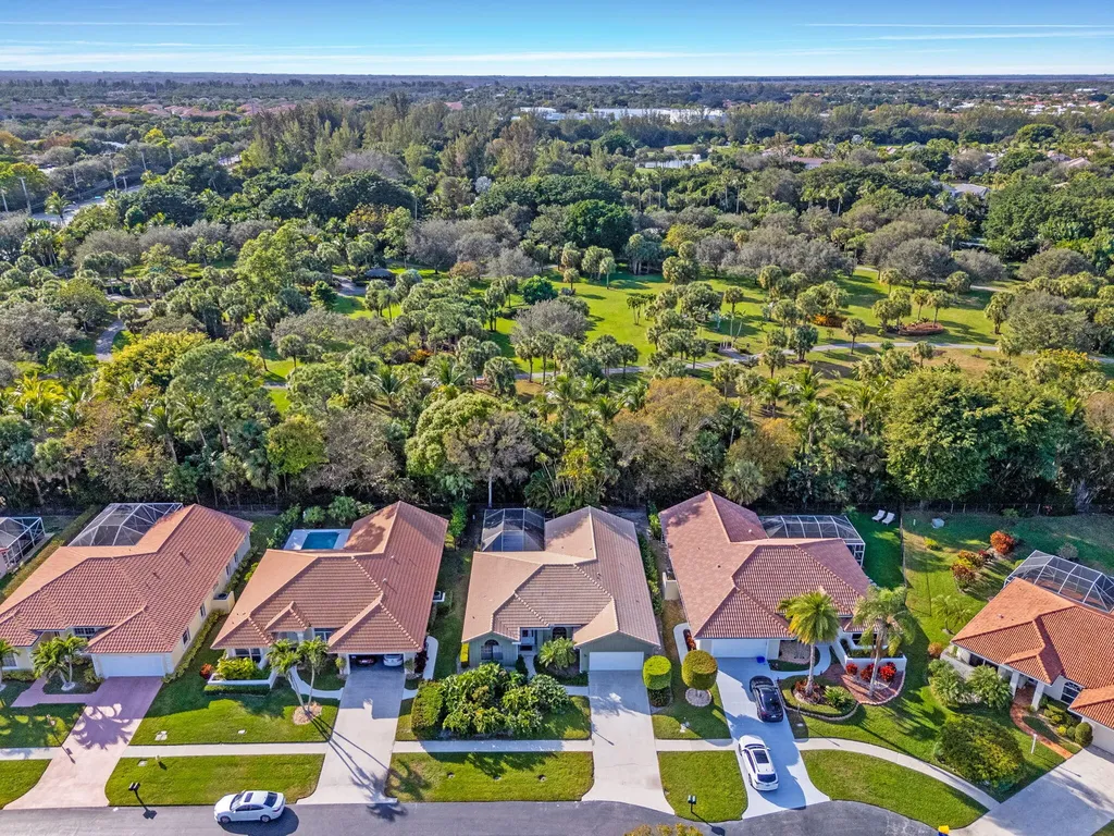 9055 Cypress Hollow Drive Palm Beach Gardens FL 33418