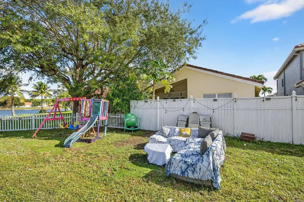 7745 Springfield Lake Drive Lake Worth FL 33467