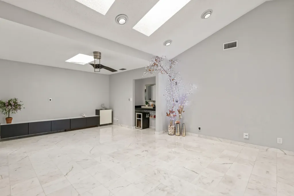 5545 Lakeview Mews Terrace Boynton Beach FL 33437
