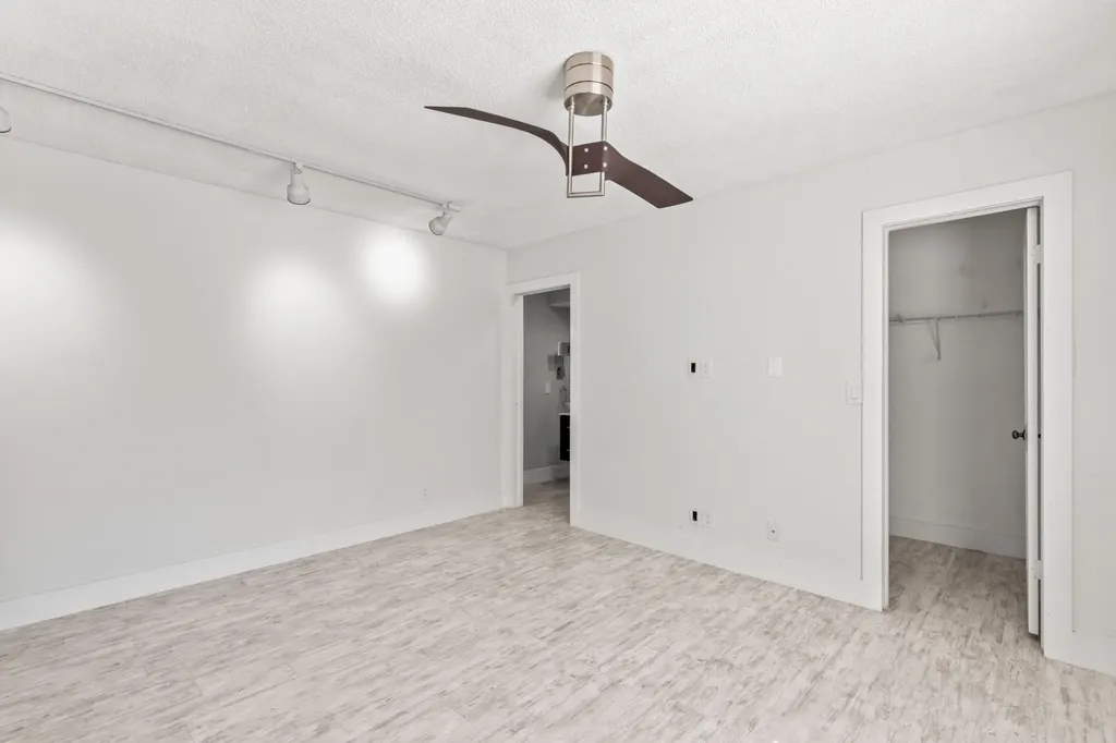 5545 Lakeview Mews Terrace Boynton Beach FL 33437