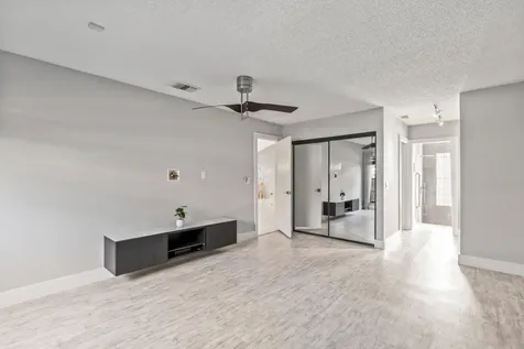 5545 Lakeview Mews Terrace Boynton Beach FL 33437