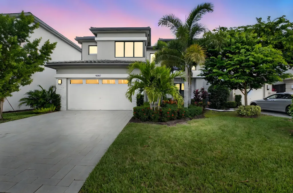 9087 Chauvet Way Boca Raton FL 33496