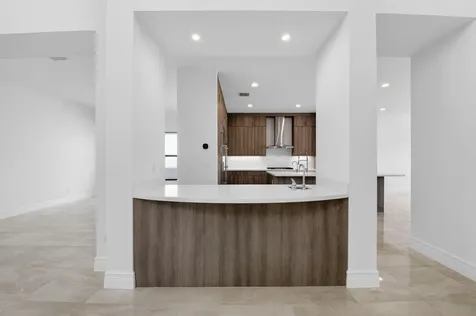 9087 Chauvet Way Boca Raton FL 33496