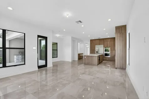 9087 Chauvet Way Boca Raton FL 33496