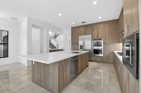 9087 Chauvet Way Boca Raton FL 33496