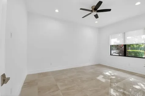 9087 Chauvet Way Boca Raton FL 33496