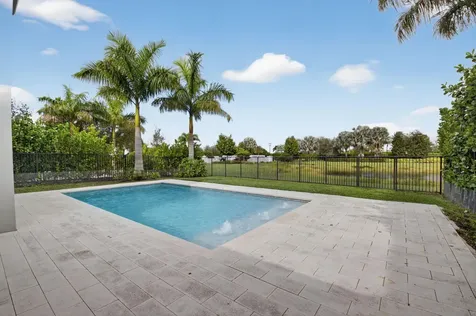 9087 Chauvet Way Boca Raton FL 33496