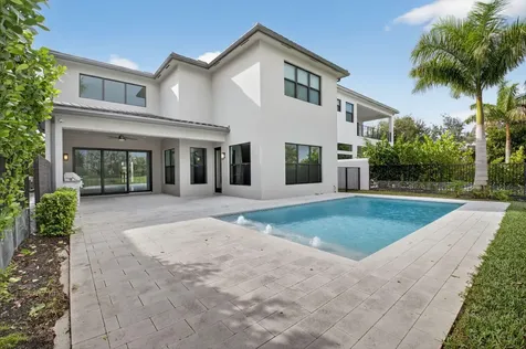 9087 Chauvet Way Boca Raton FL 33496