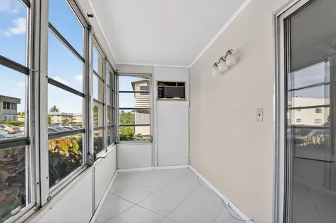 258 Monaco F Delray Beach FL 33446