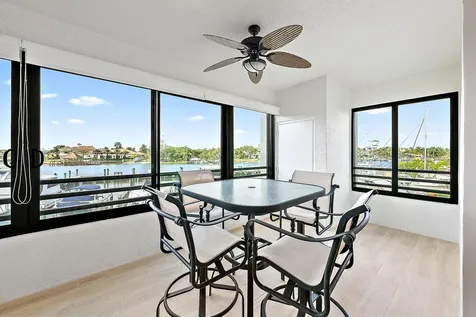 926 Oak Harbour Drive Juno Beach FL 33408