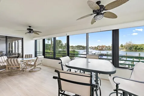 926 Oak Harbour Drive Juno Beach FL 33408