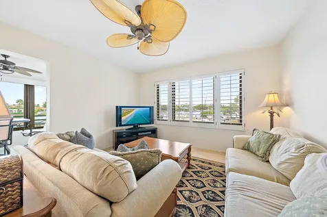 926 Oak Harbour Drive Juno Beach FL 33408