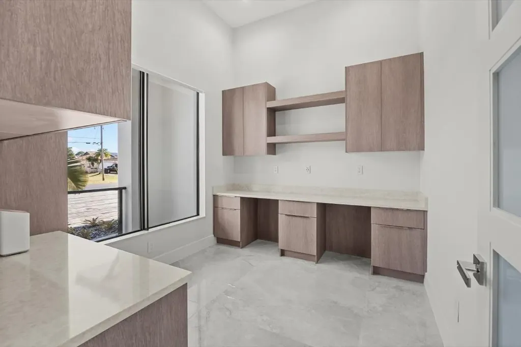 3291 SE West Snow Road Port St Lucie FL 34984