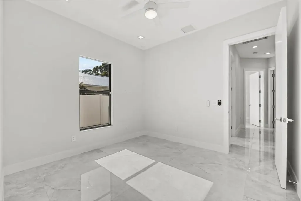 3291 SE West Snow Road Port St Lucie FL 34984