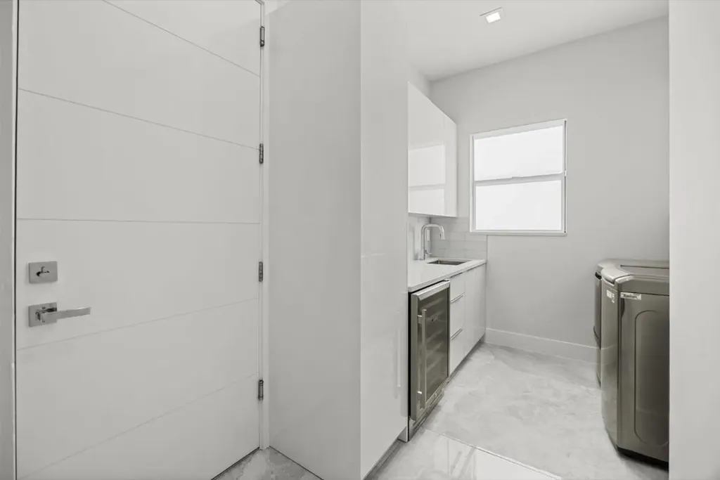 3291 SE West Snow Road Port St Lucie FL 34984