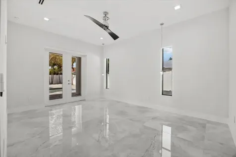 3291 SE West Snow Road Port St Lucie FL 34984