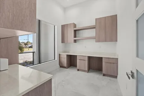 3291 SE West Snow Road Port St Lucie FL 34984
