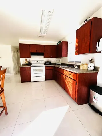 719 Carolina Avenue Clewiston FL 33440