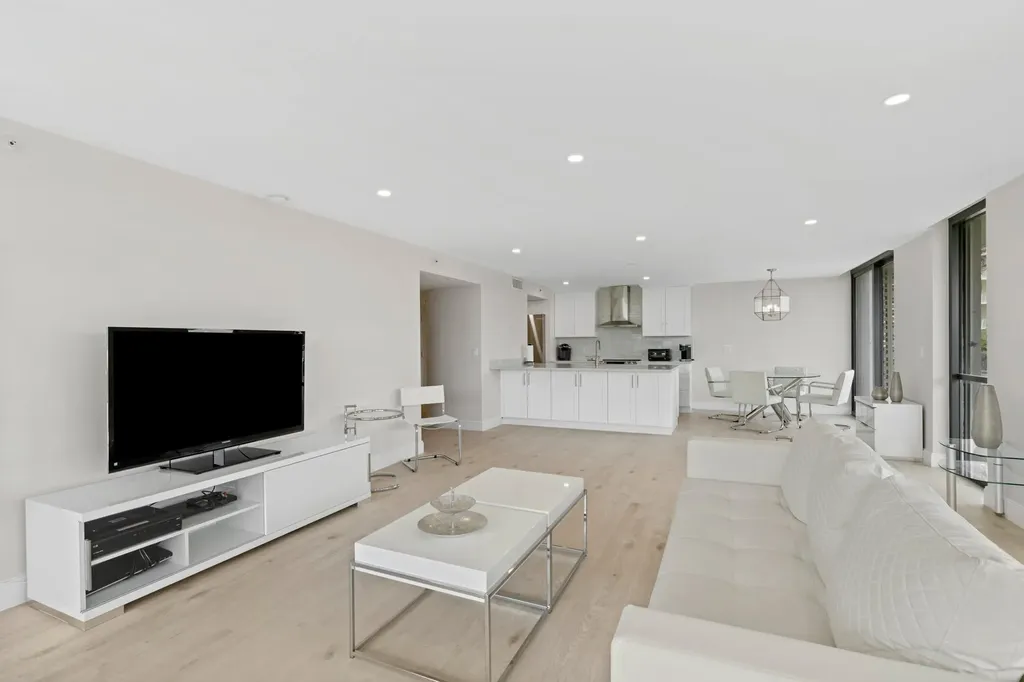 3360 S Ocean Boulevard Palm Beach FL 33480