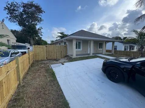 857 W 3rd Street Riviera Beach FL 33404