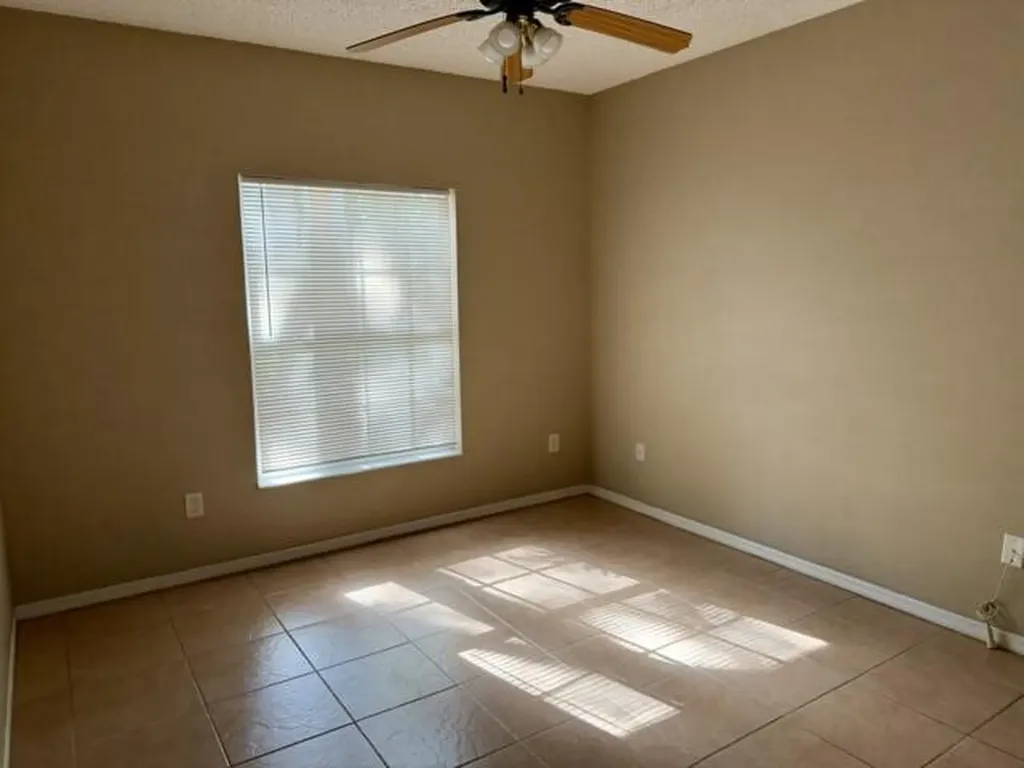 5016 Lantana Road Lake Worth FL 33463