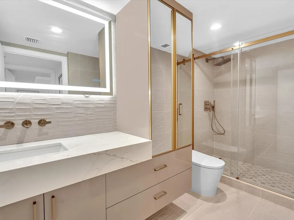 120 SE 5th Avenue Boca Raton FL 33432