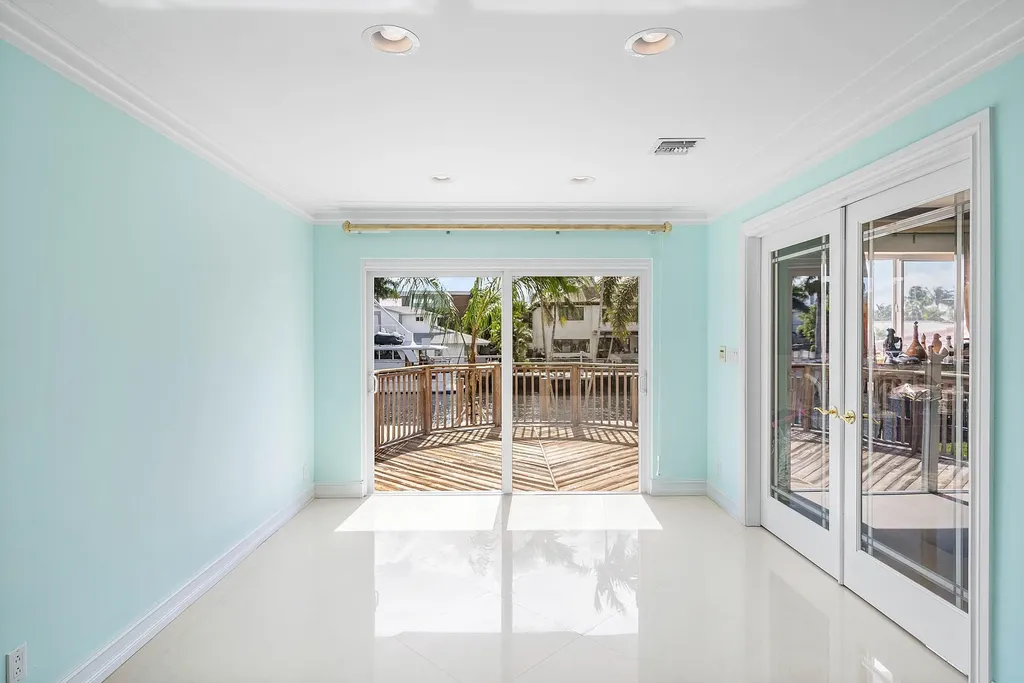 2872 NE 29th Street Fort Lauderdale FL 33306
