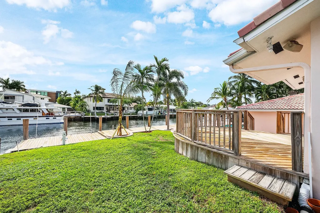 2872 NE 29th Street Fort Lauderdale FL 33306