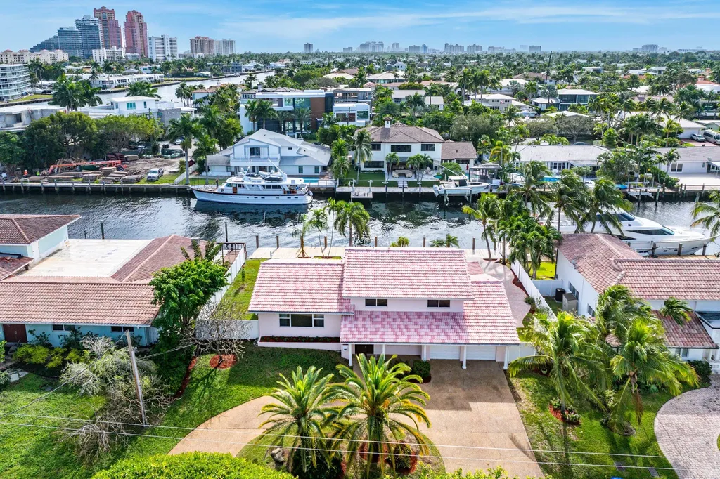 2872 NE 29th Street Fort Lauderdale FL 33306