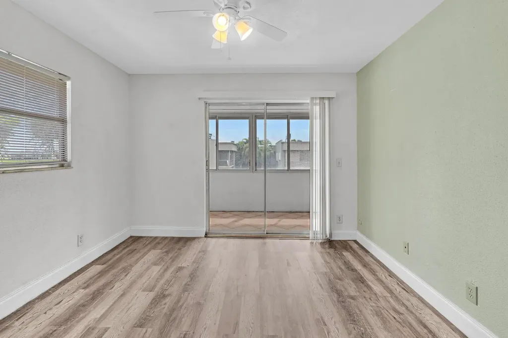 365 Flanders Delray Beach FL 33484