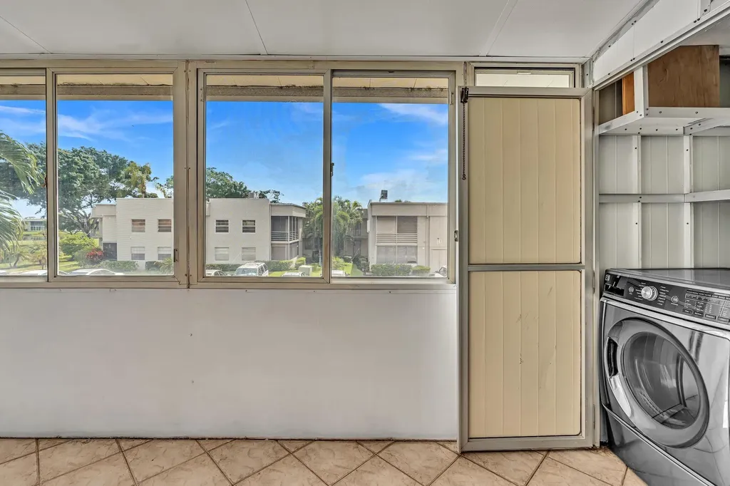 365 Flanders Delray Beach FL 33484